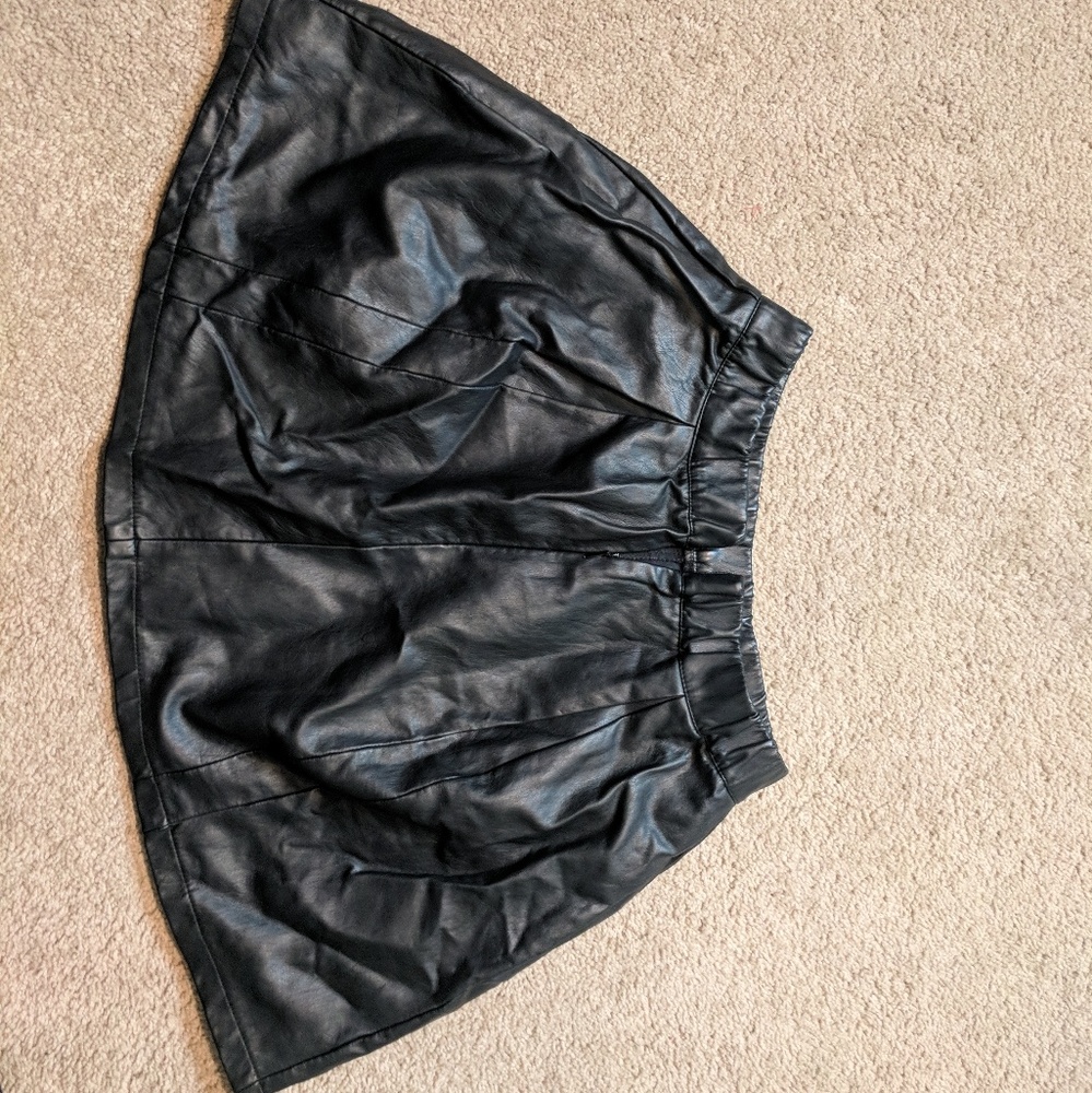 Leather skirt